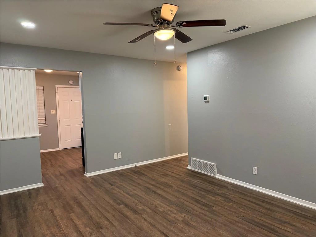 2511 Normont Circle, Fort Worth