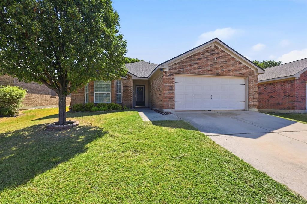 2309 Halladay Trail, Fort Worth