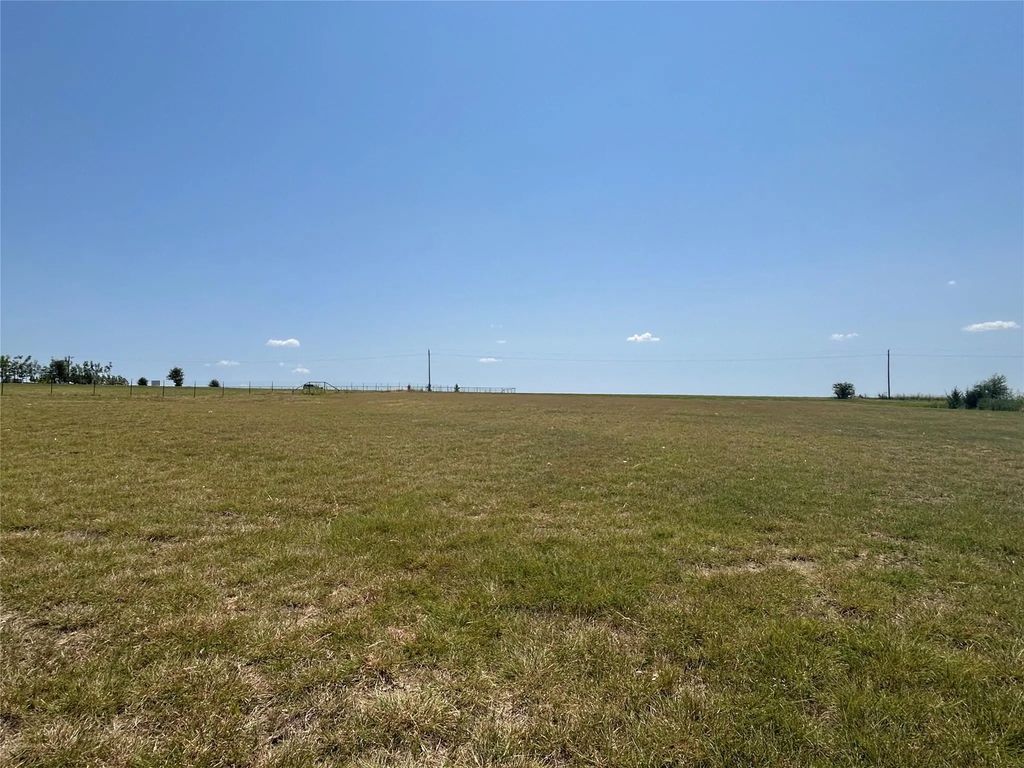 2160 Fm310 Road, Hillsboro