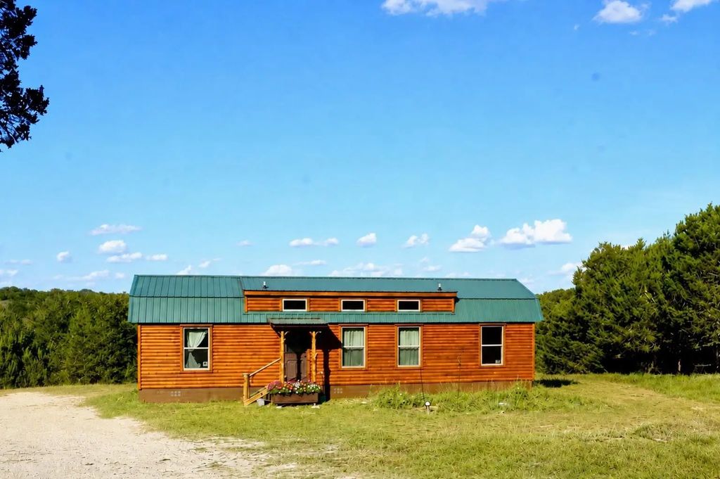 1394 County Road 313 Spur, Glen Rose