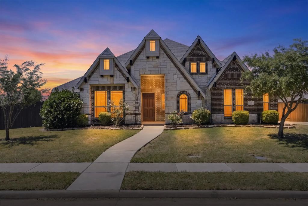 905 Mill Pond Drive, Midlothian