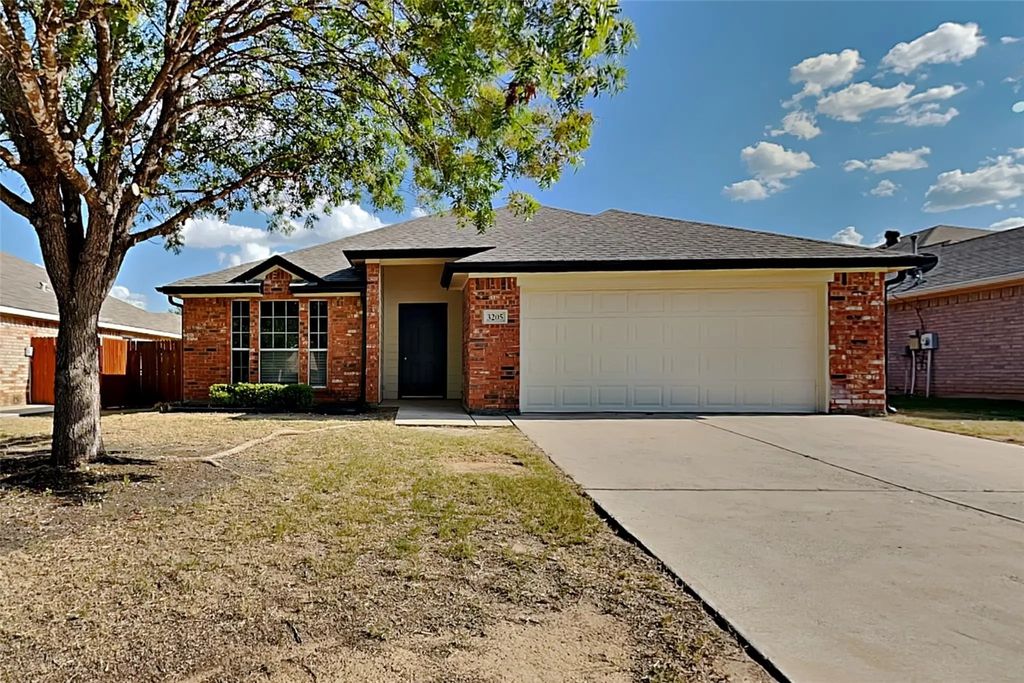3205 Muleshoe Lane, Fort Worth