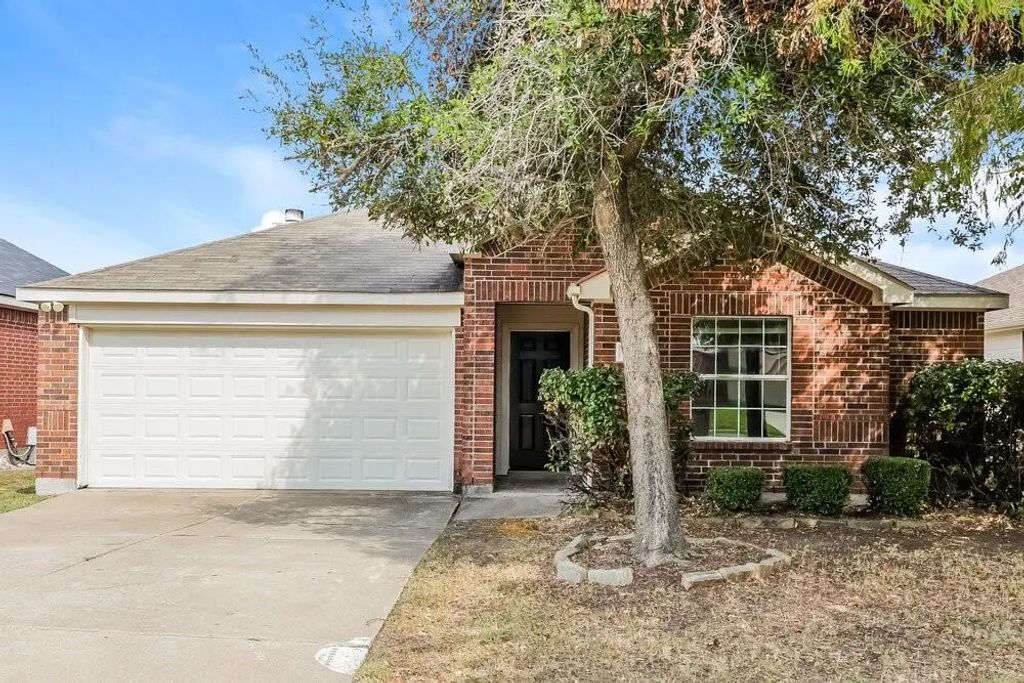 2021 Wildwood Drive, Forney