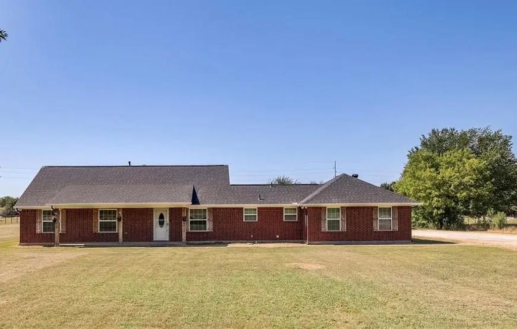 4024 J Rendon Road, Burleson