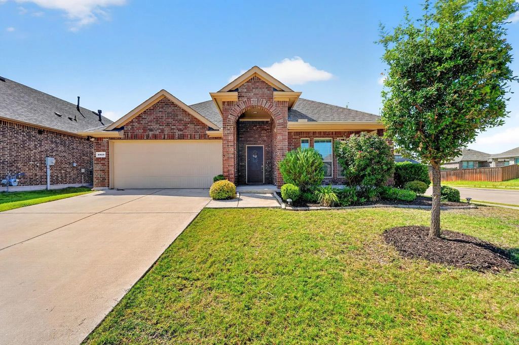 5825 Melville Lane, Forney