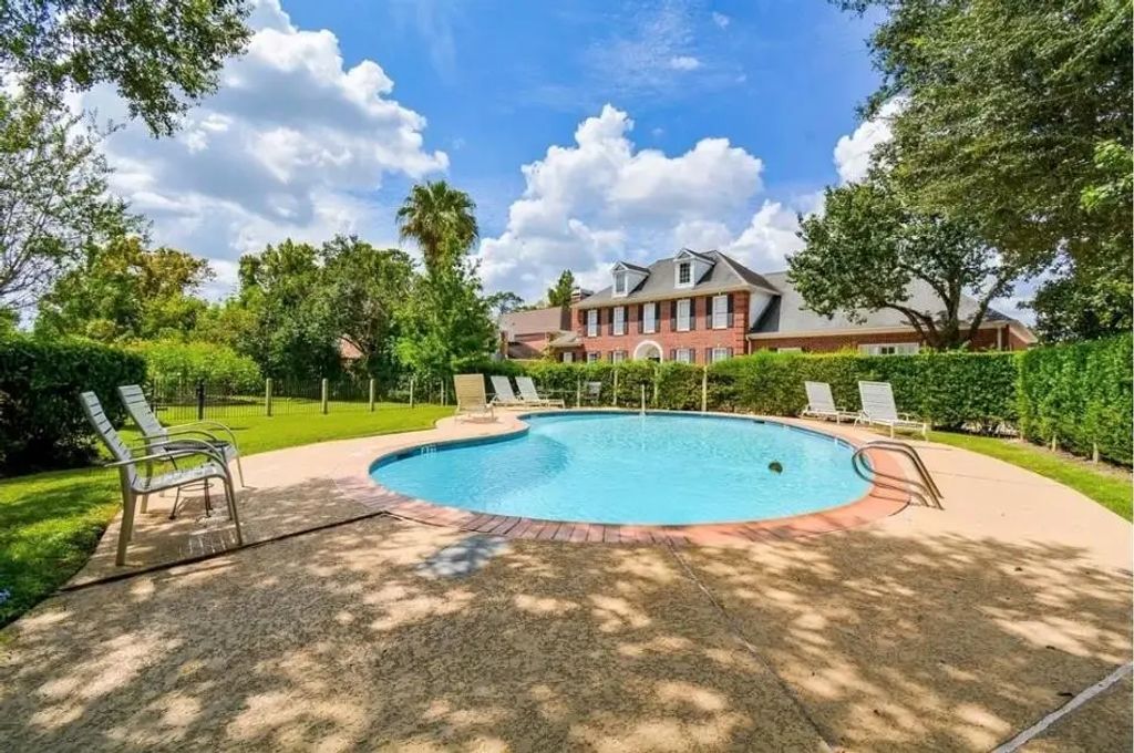9400 Doliver Drive 59, Houston