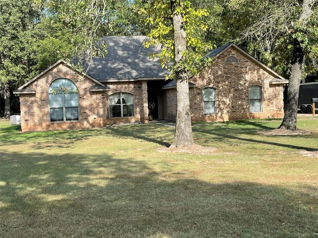 1035 Crouch Road, Benton