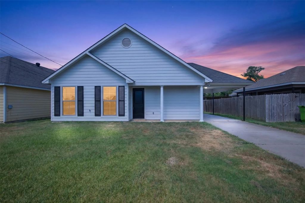 503 Oak Ridge Drive, Benton