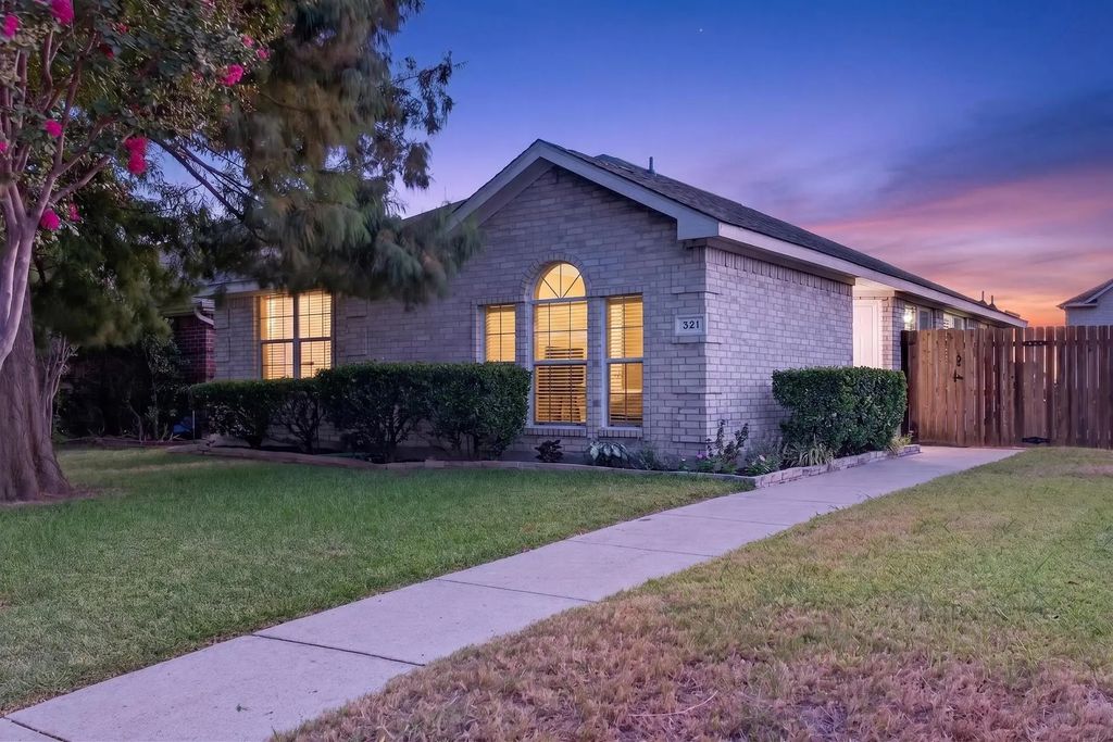 321 Pemberton Drive, Wylie