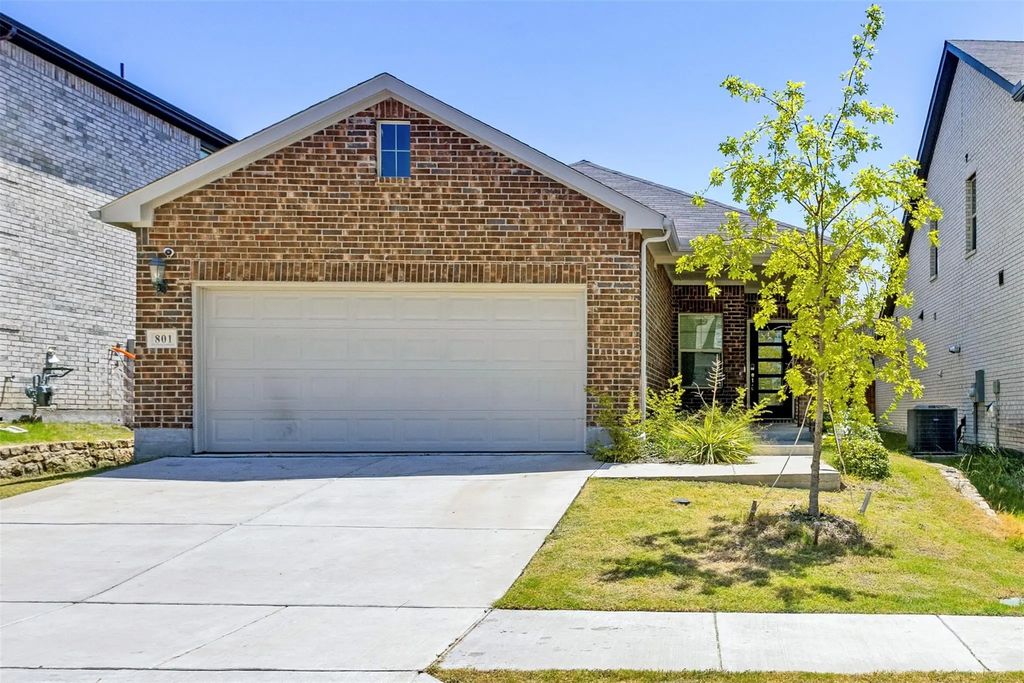 801 Mckenna Drive, Lowry Crossing