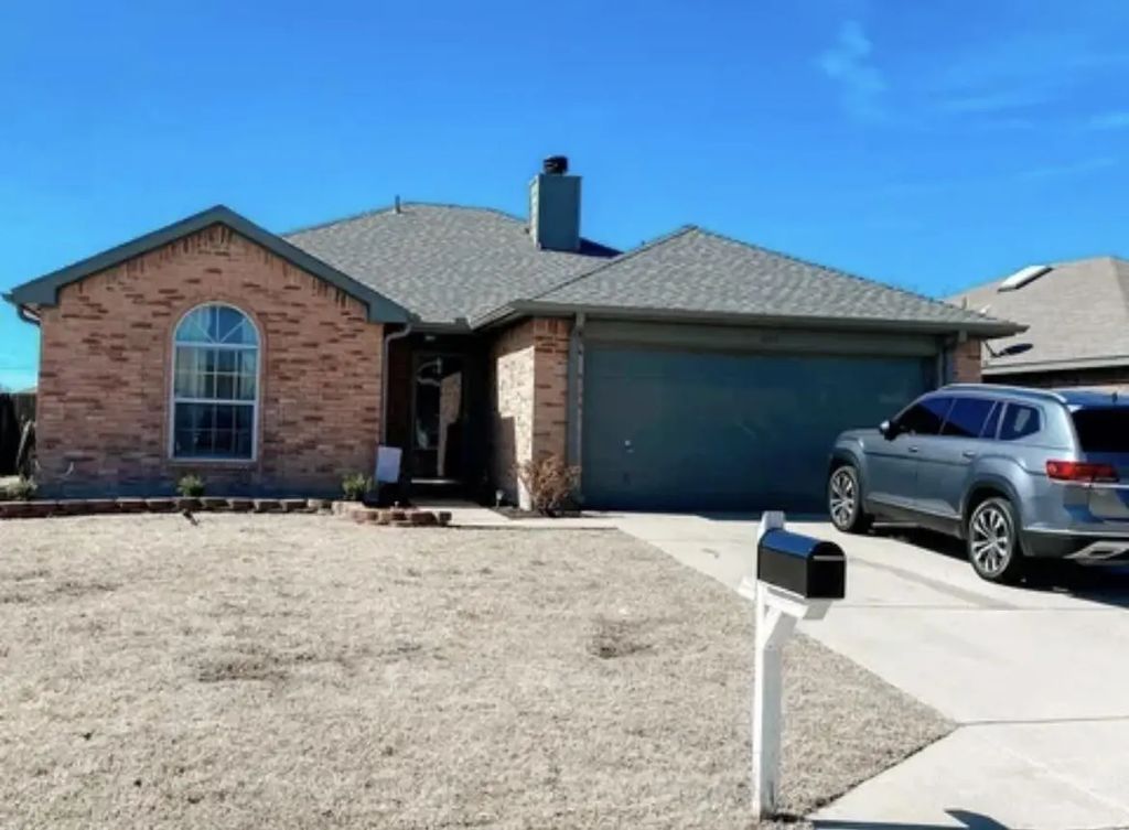 1603 Audrey, Royse City