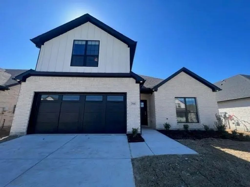 366 Waters Ridge Drive, Lavon