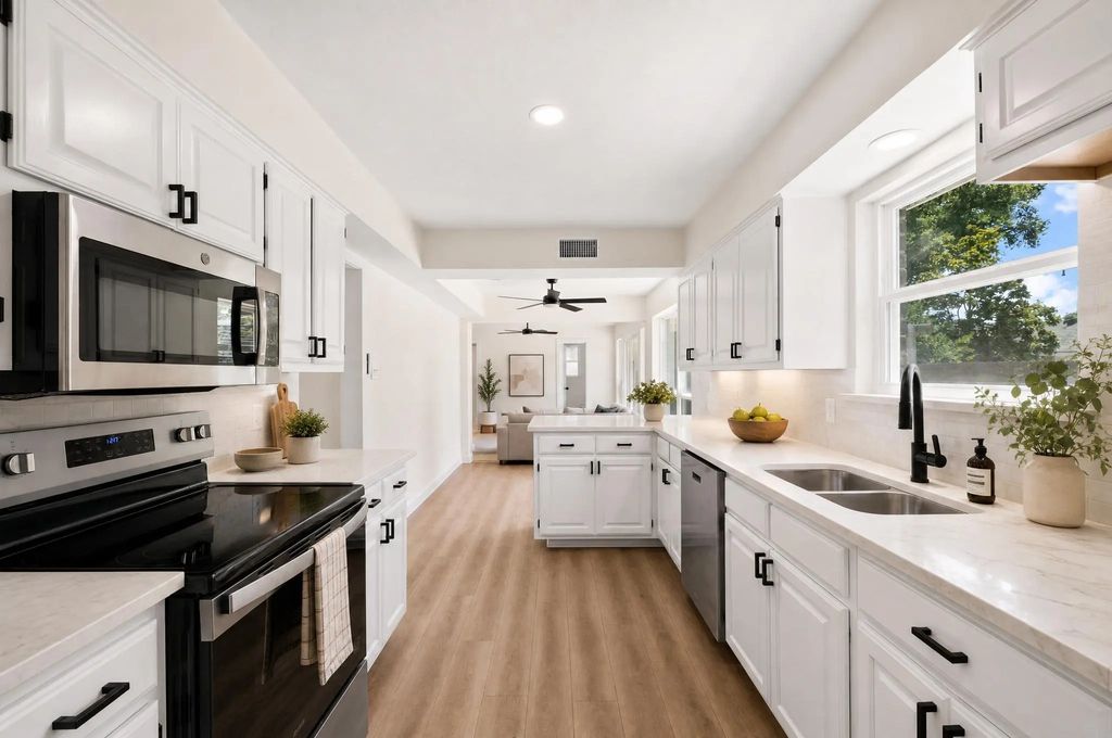 2006 Toulon Lane, Carrollton
