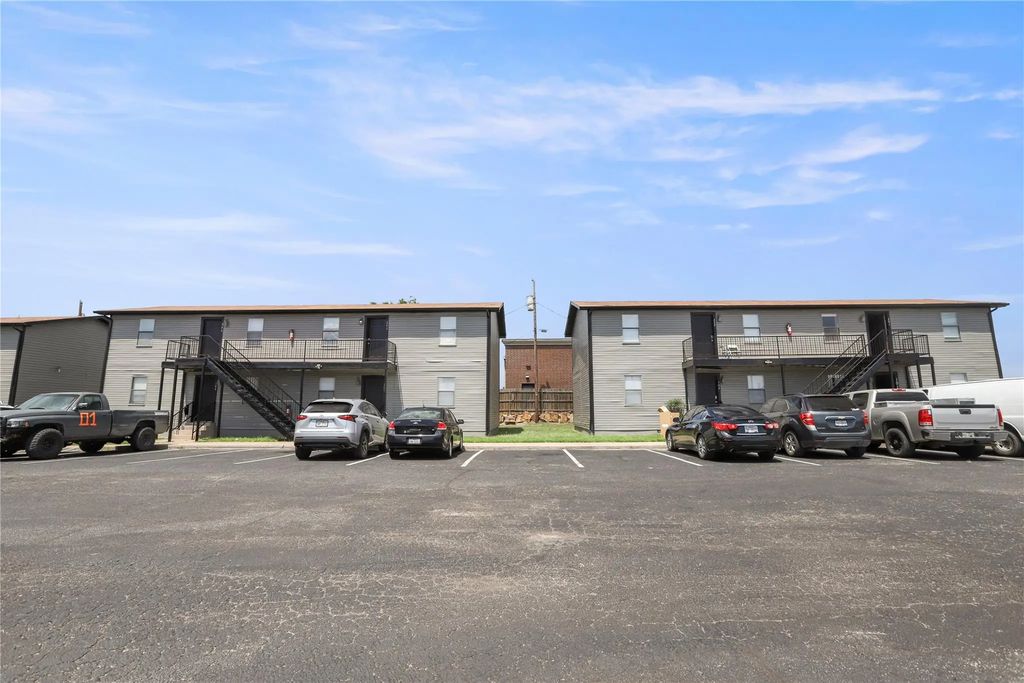 1702 Mineral Wells Highway 211, Weatherford
