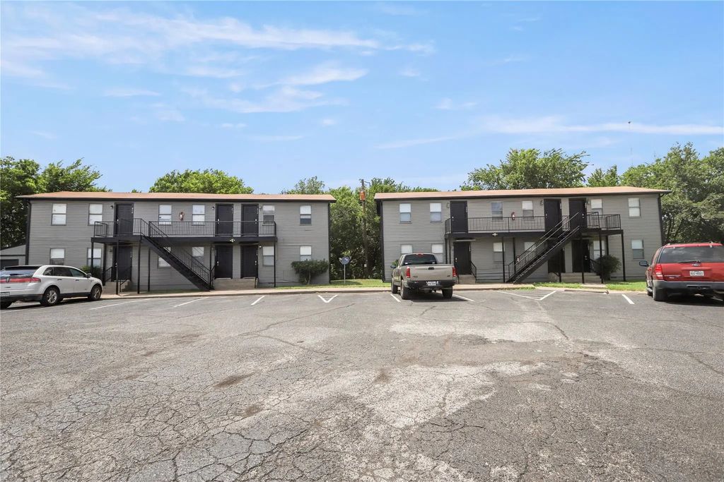 1702 Mineral Wells Highway 102, Weatherford