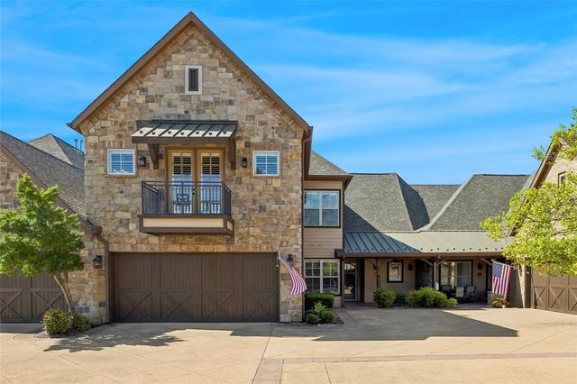 310 Watermere Drive, Southlake