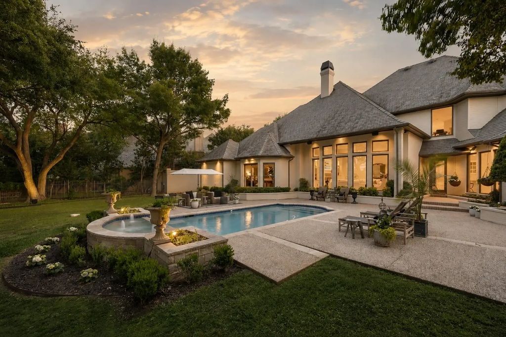 2 Manzano Circle, Dallas