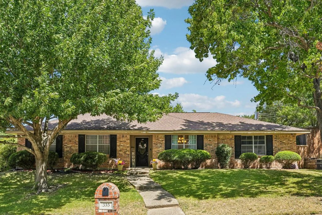 335 Robin Hill Lane, Duncanville