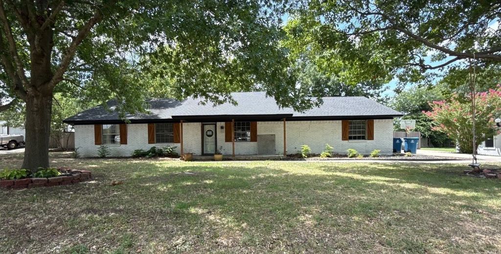 7 Amity Lane, Rockwall