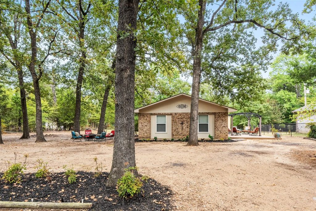 116 E Beachwood Loop, Trinidad