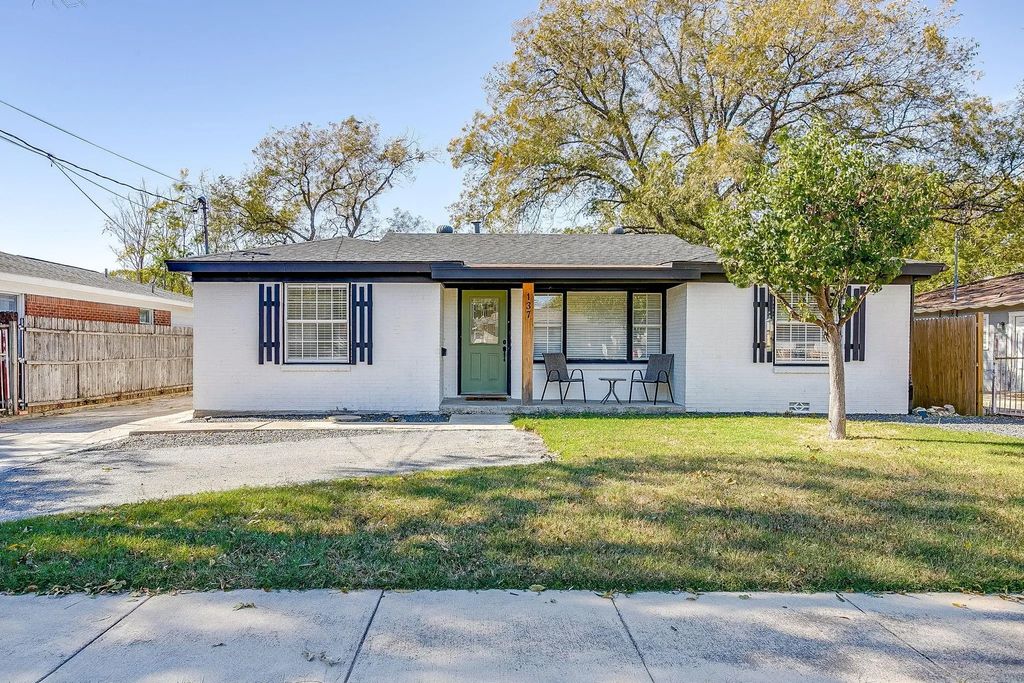 137 Merritt Street, Fort Worth