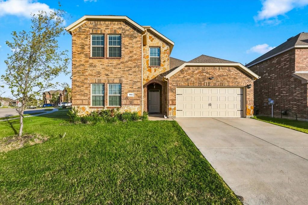 901 Loganberry Drive, Princeton