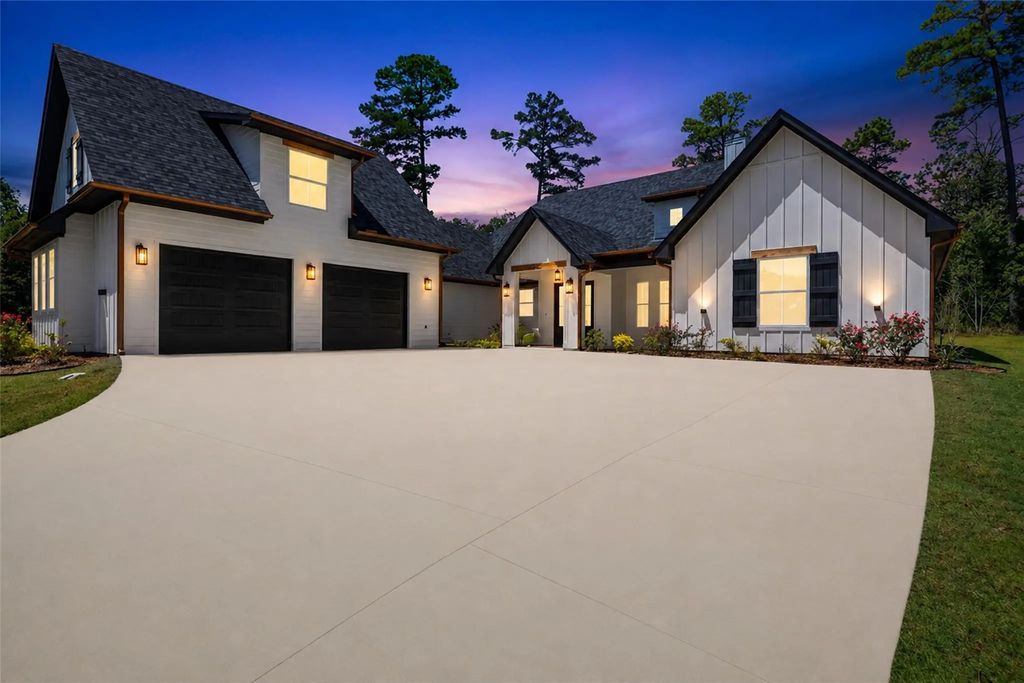 260 S Granite Lane, Hallsville