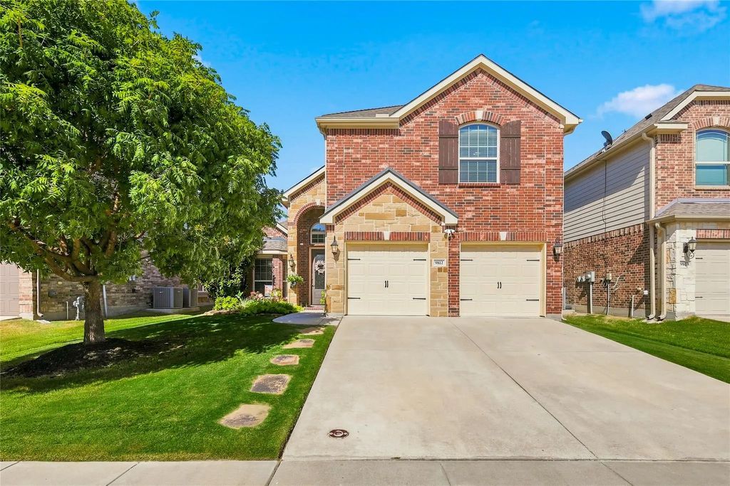9812 Nolina Road, Fort Worth