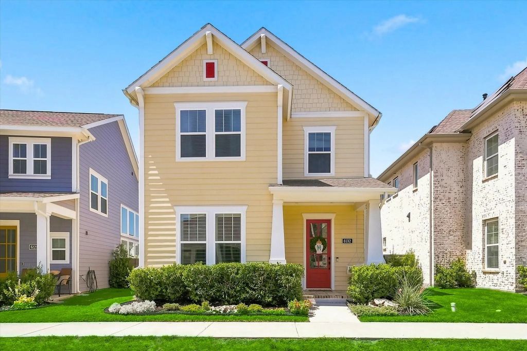6132 Mayfair Mews, North Richland Hills