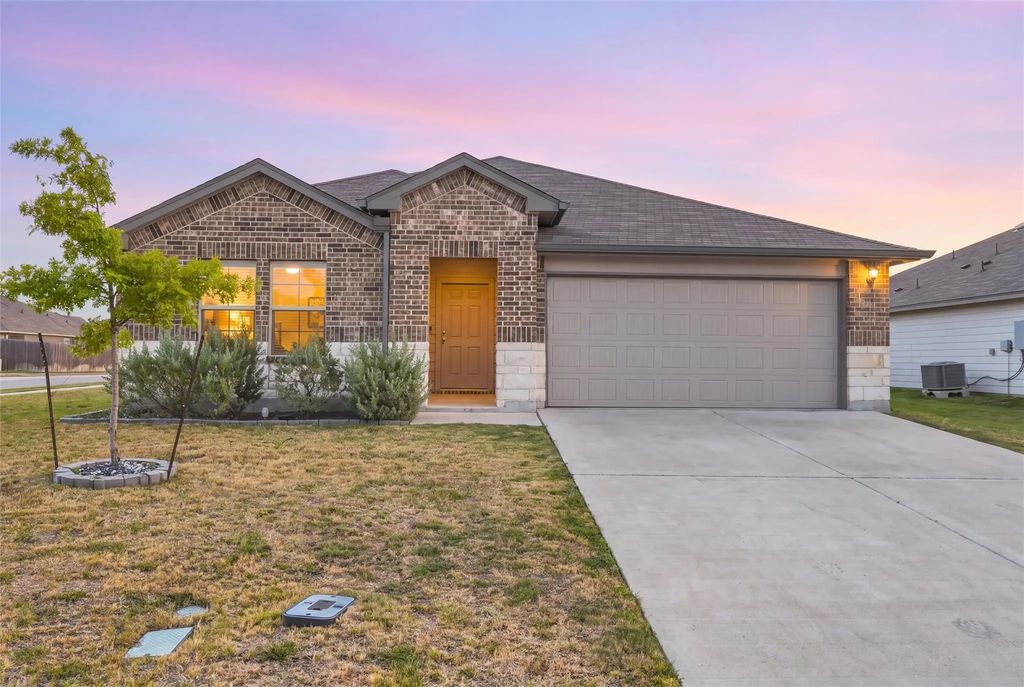 7100 Canadian Drive, Waco