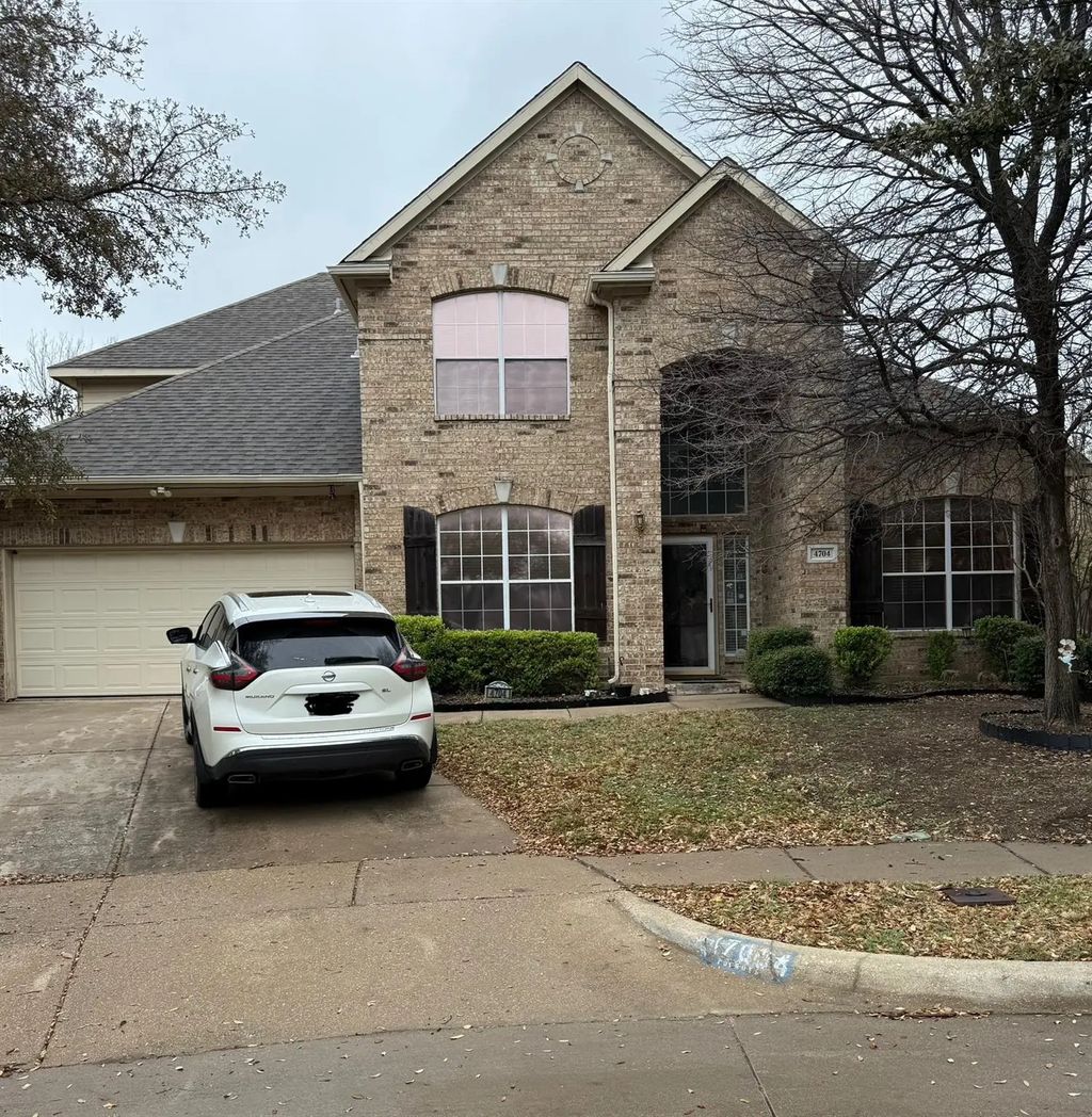 4704 Tearose Trail, Fort Worth
