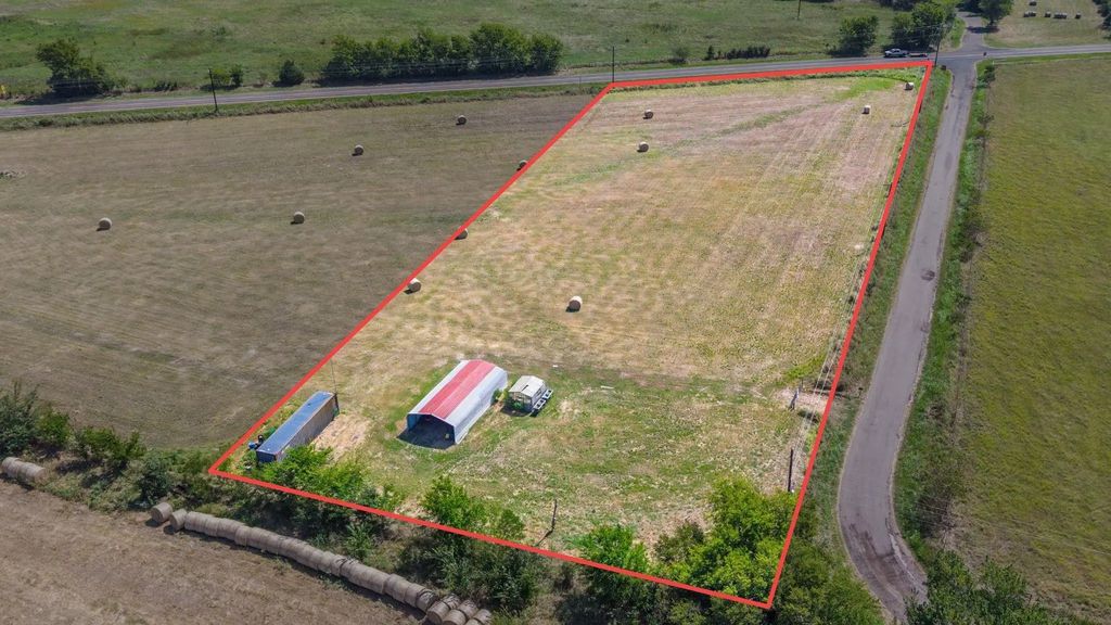 1936 Farm Road 275 S, Cumby