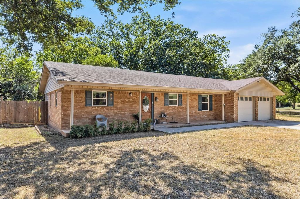 2107 16th Street, Brownwood