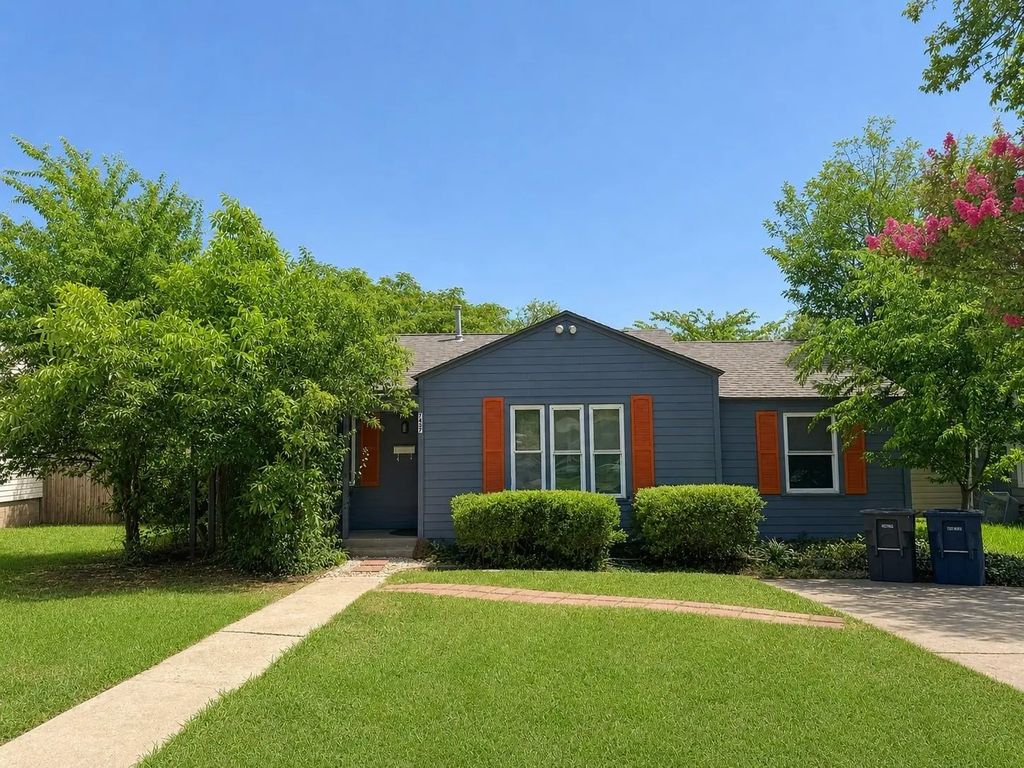 7437 Llano Avenue, Fort Worth