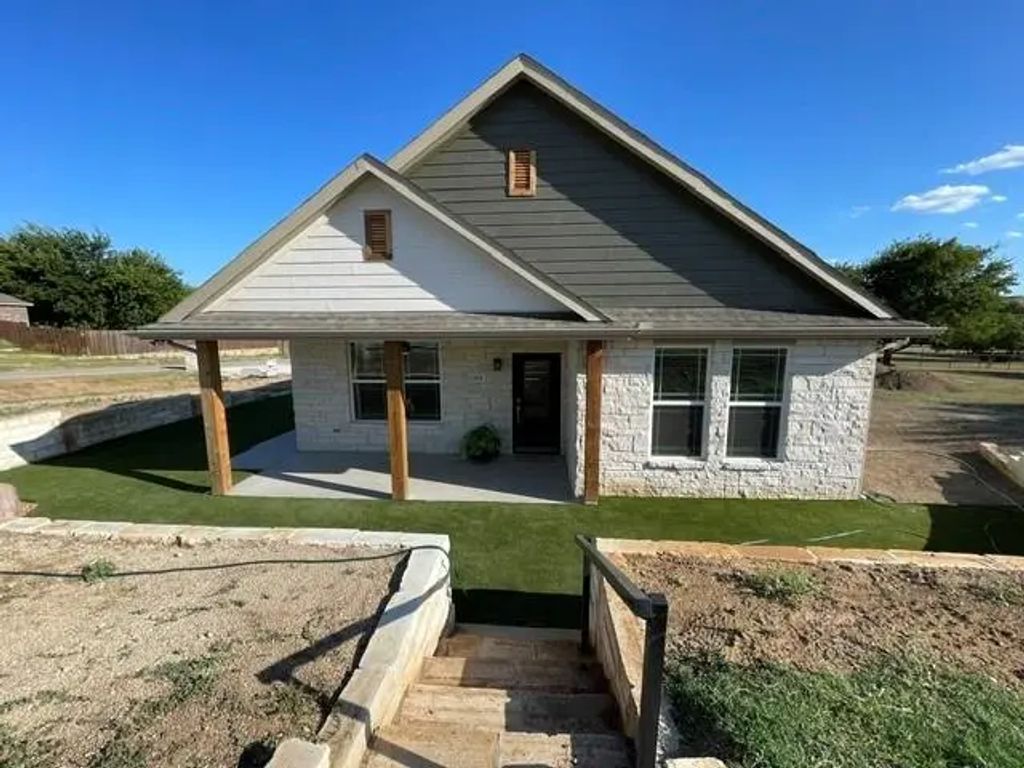 12604 Plassmeyer Place, Fort Worth