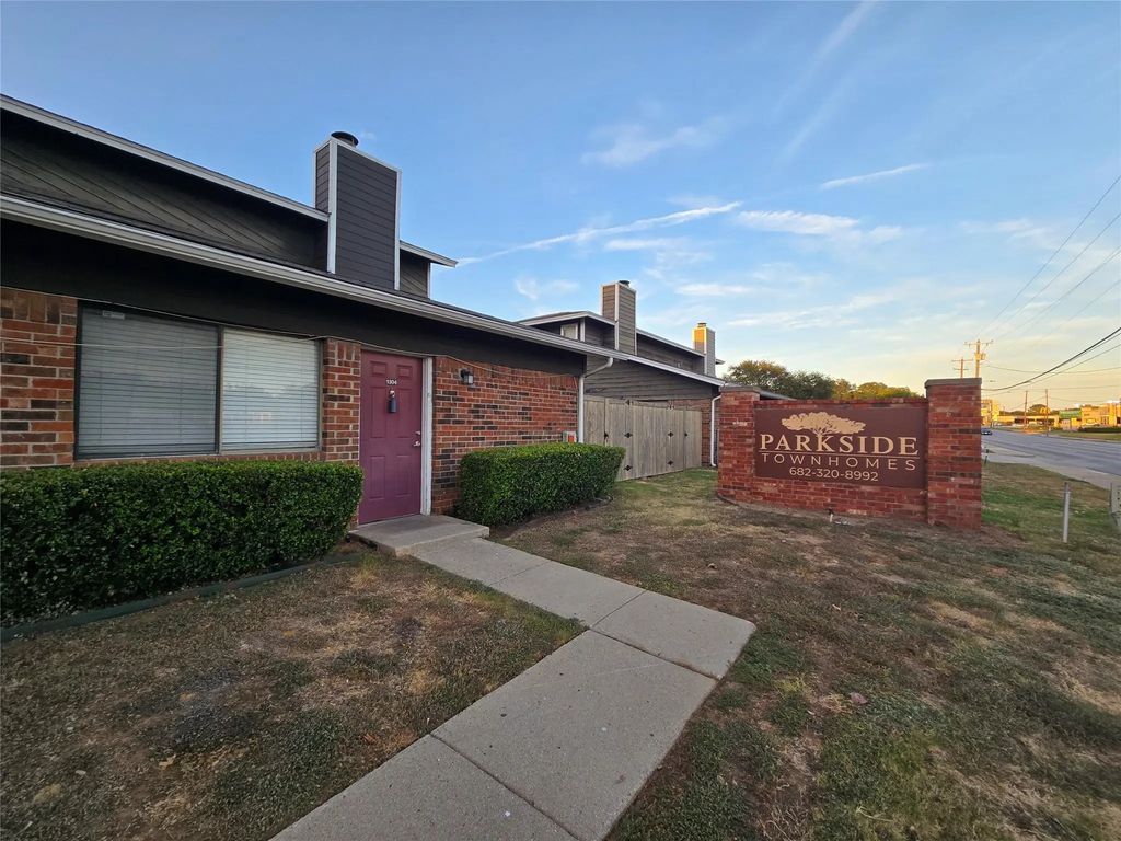 1122 Millview Drive 1304, Arlington