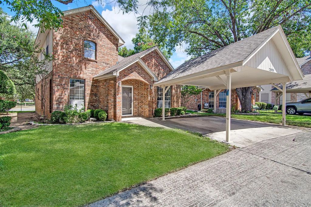 2805 Inniswood Circle, Arlington