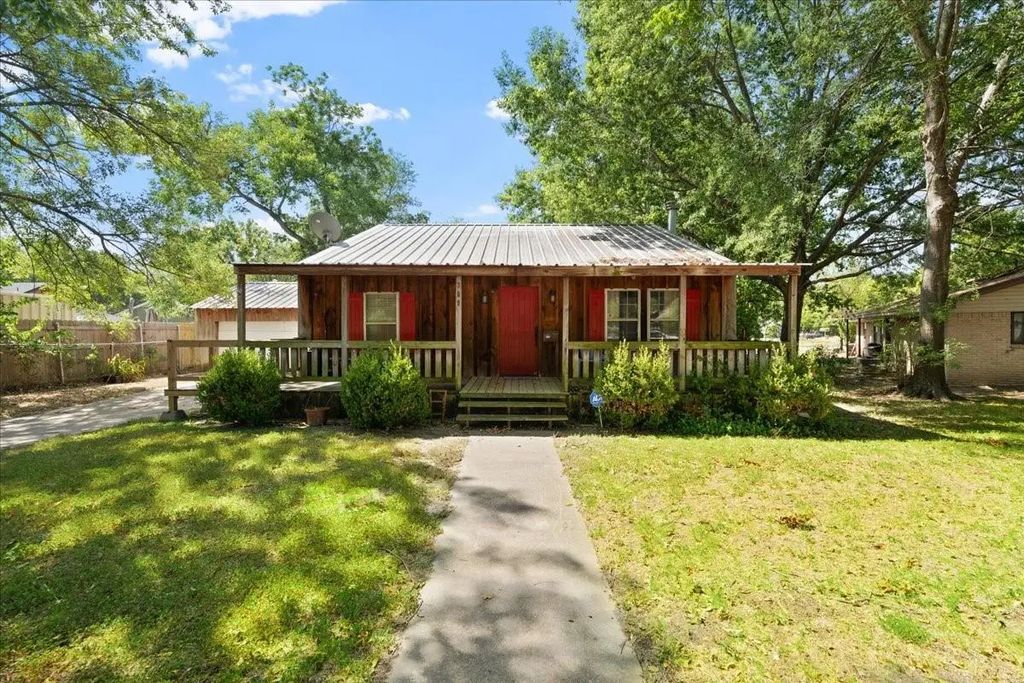 309 Sw 5th Street, Kerens