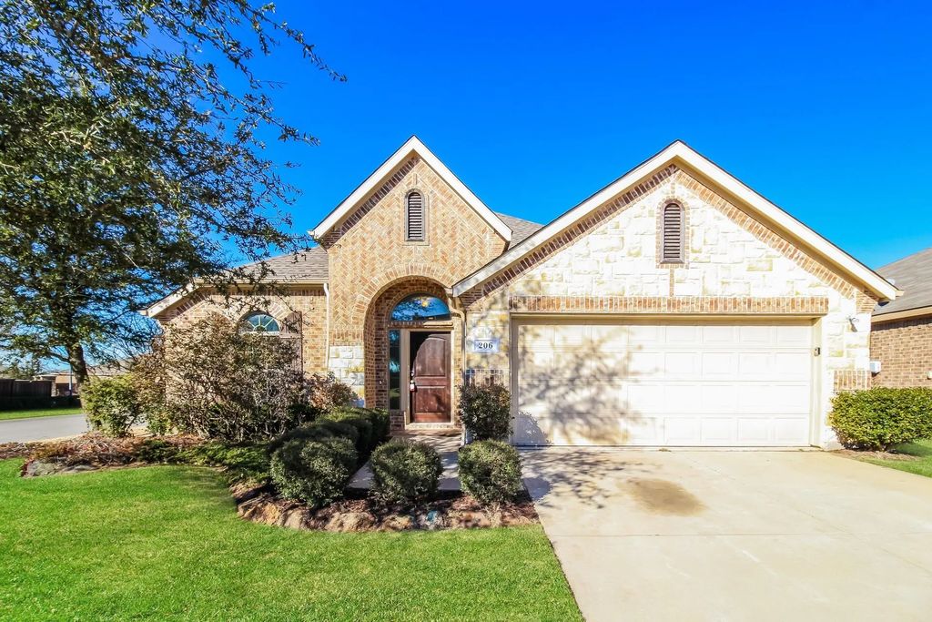 206 Lavaca Drive, Princeton