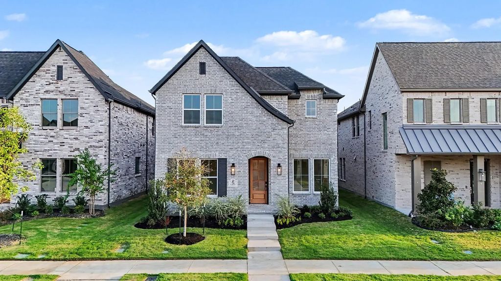 728 Caroline Drive, Celina