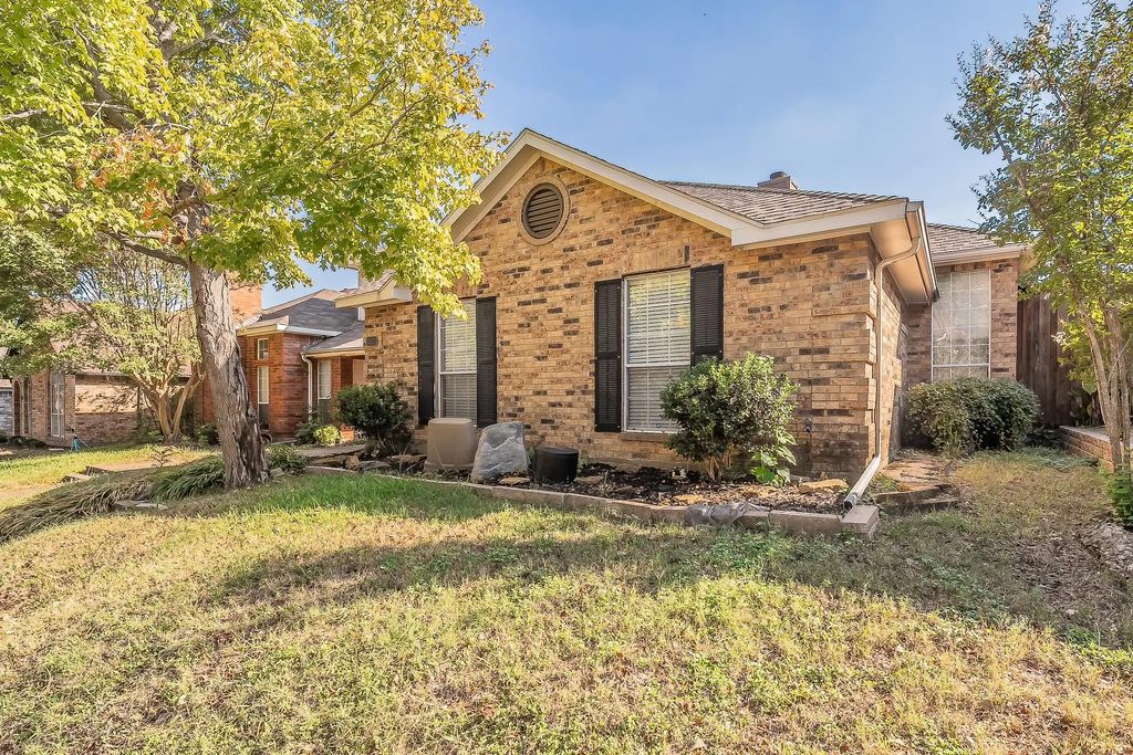 1322 Overlook Drive, Lewisville