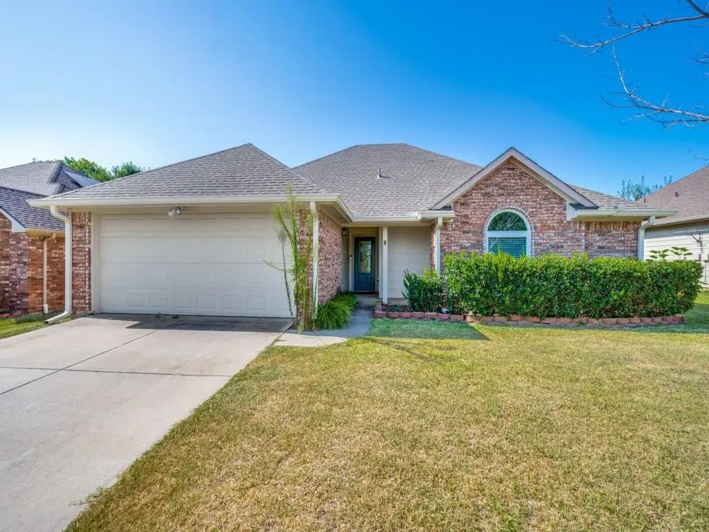 217 Quail Run, Aubrey