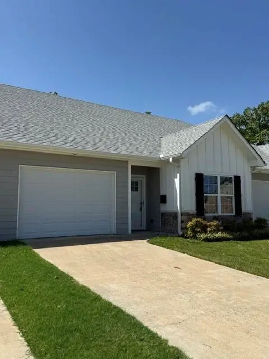 876 Camp Street C, Sulphur Springs