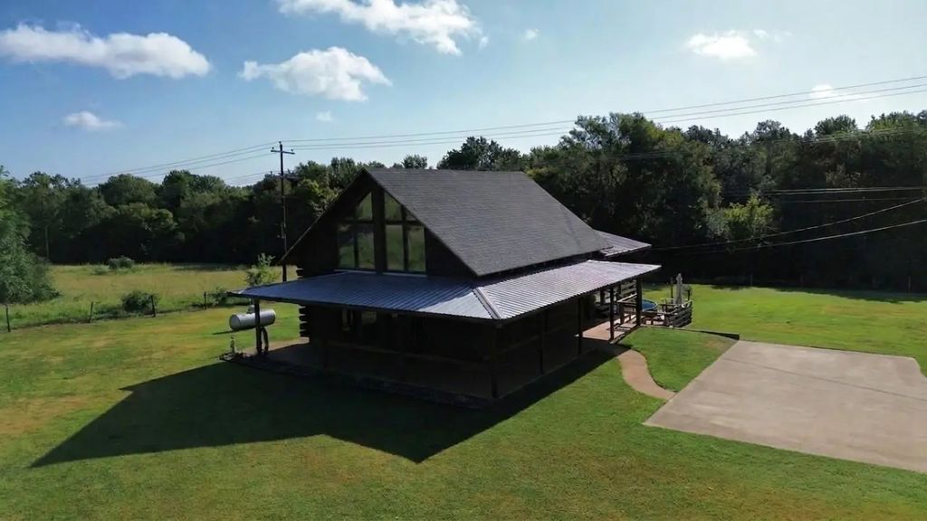 436 County Road 3802, Bullard