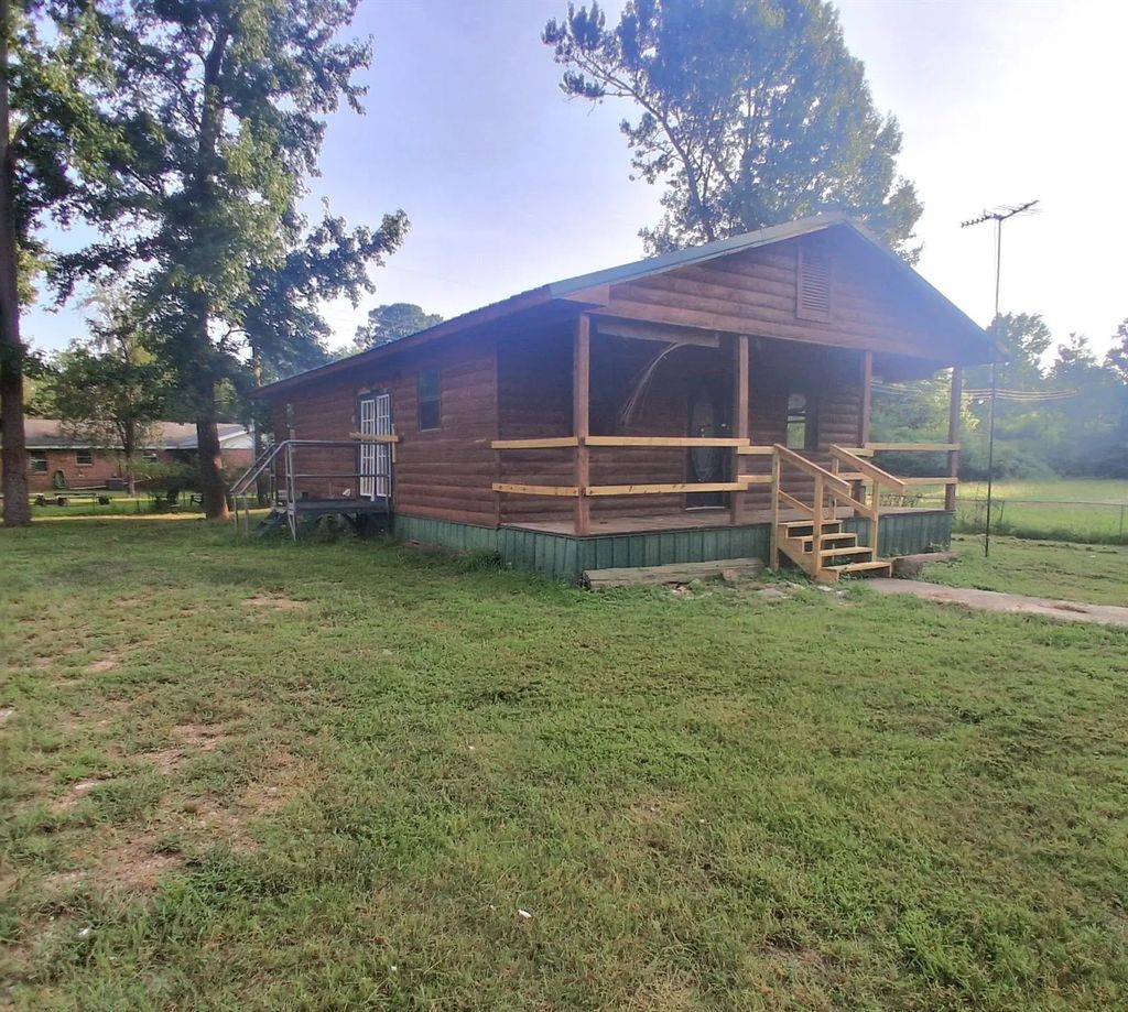 816 Ne 6th St., Antlers