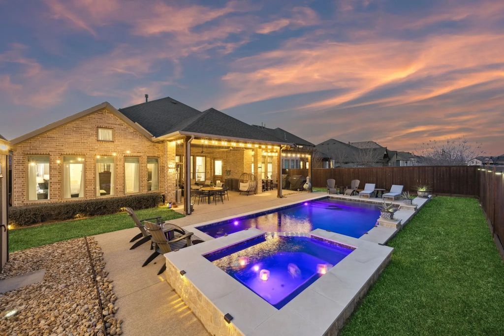 6916 Basket Flower Road, Flower Mound