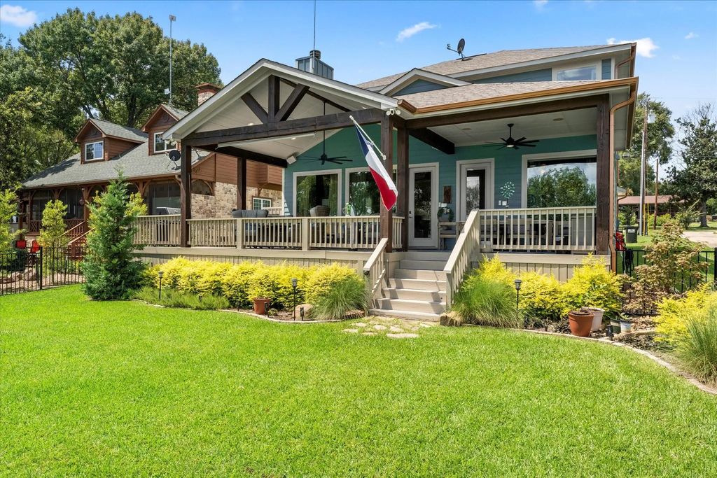 13700 Park Harbor Drive, Eustace