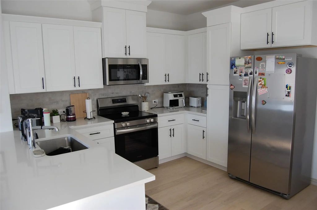 5242 Legacy Street, Haltom City