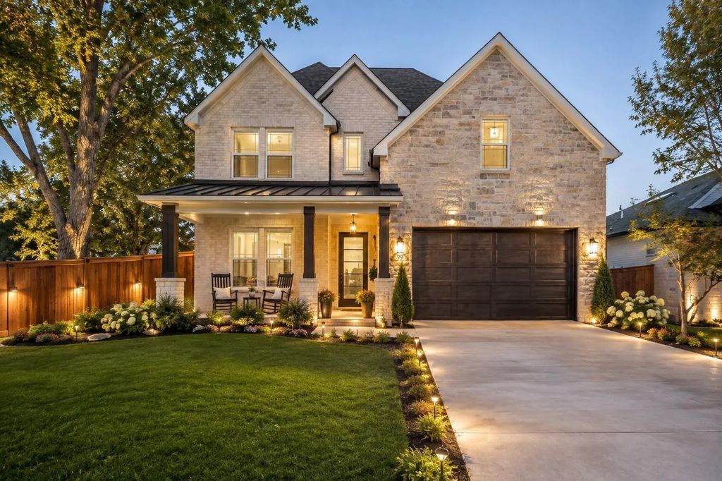 99 Kay Lane, Westworth Village