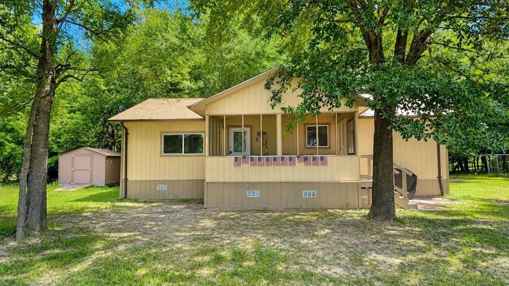 680 Choctaw Drive, Quitman